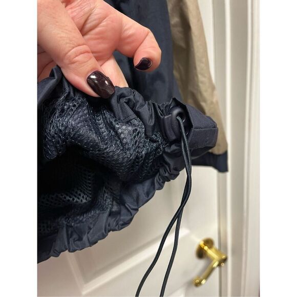 Vintage Dimco Girl Scouts Tan & Black Mesh Lined Hooded Windbreaker Sz L - Picture 7 of 9